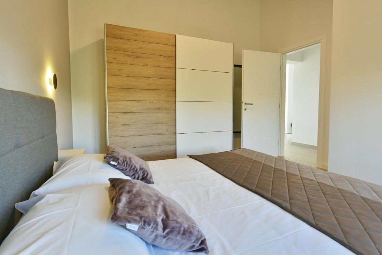 R2 Apartment By Residence Rudan Vižinada Exteriör bild